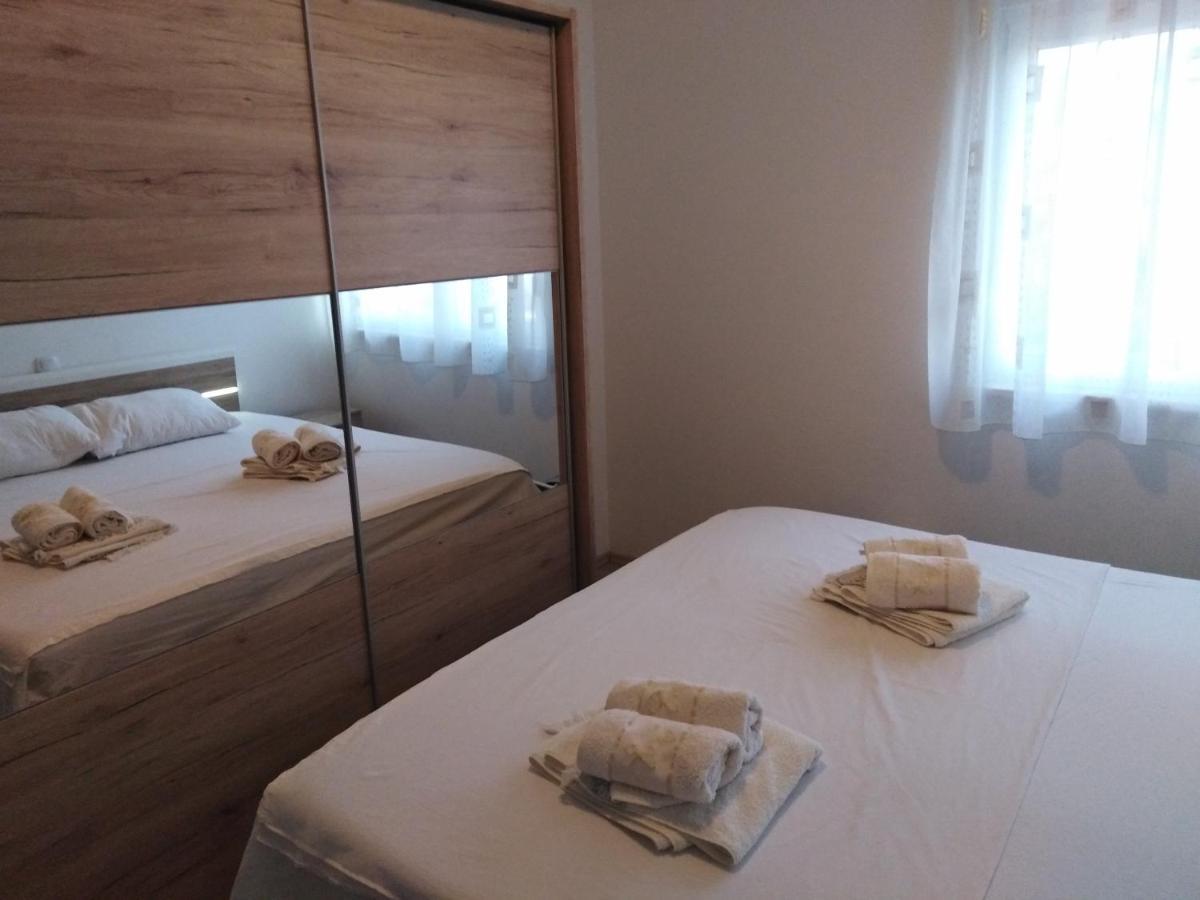 Apartman Visic 1692 Kaštela Exterior foto
